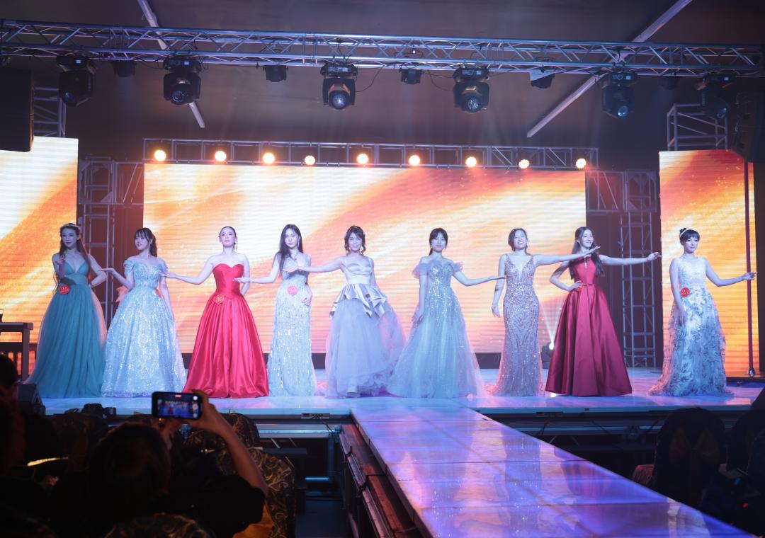 2024 Miss Maple 晚礼服